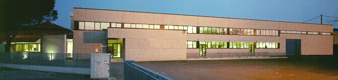 La sede dell'azienda a Lugo di Romagna, in una struttura di 22.000 mq, di cui 13.500 coperti.